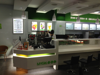 成都奶茶店设计赏析 卓巧装饰带你领略网红奶茶空间的美学密码